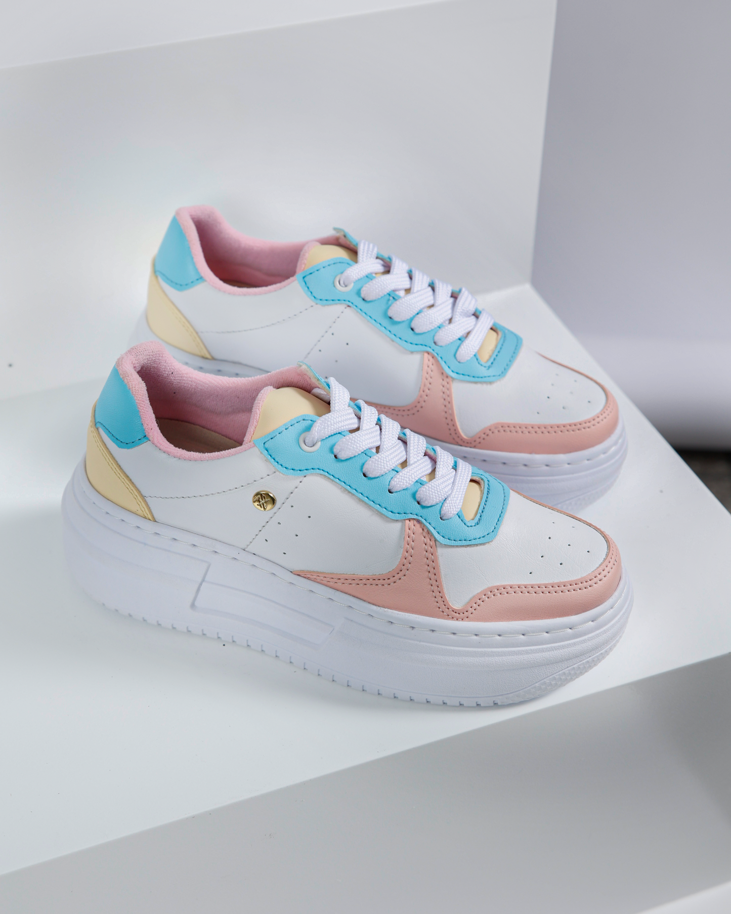 Tenis Amelia
